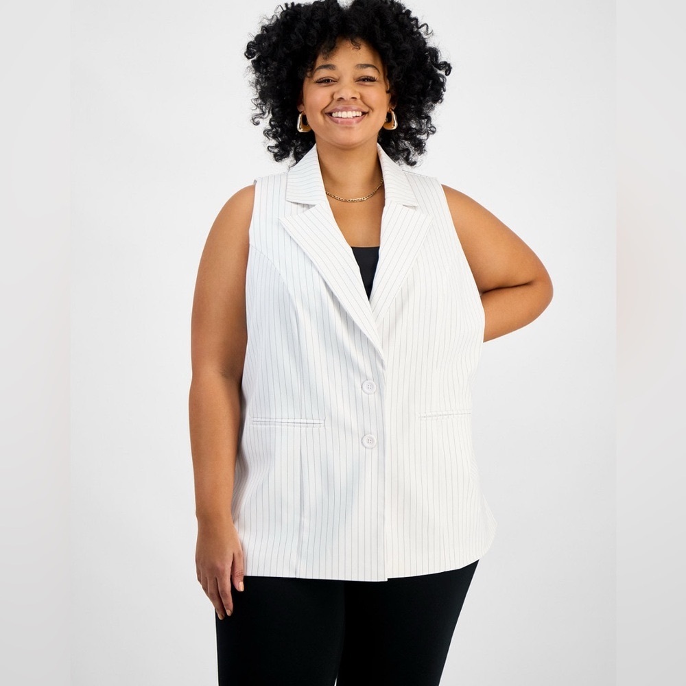 Bar III Long White Pinstripe Vest, Size 3X - NWT